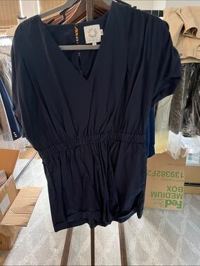 Noli Short-Sleeve Navy V-Neck Elastic Waist Tunic